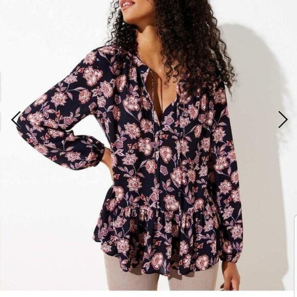 NWT LOFT Floral Ruffled Bottom Peasant Top Small - Picture 1 of 12